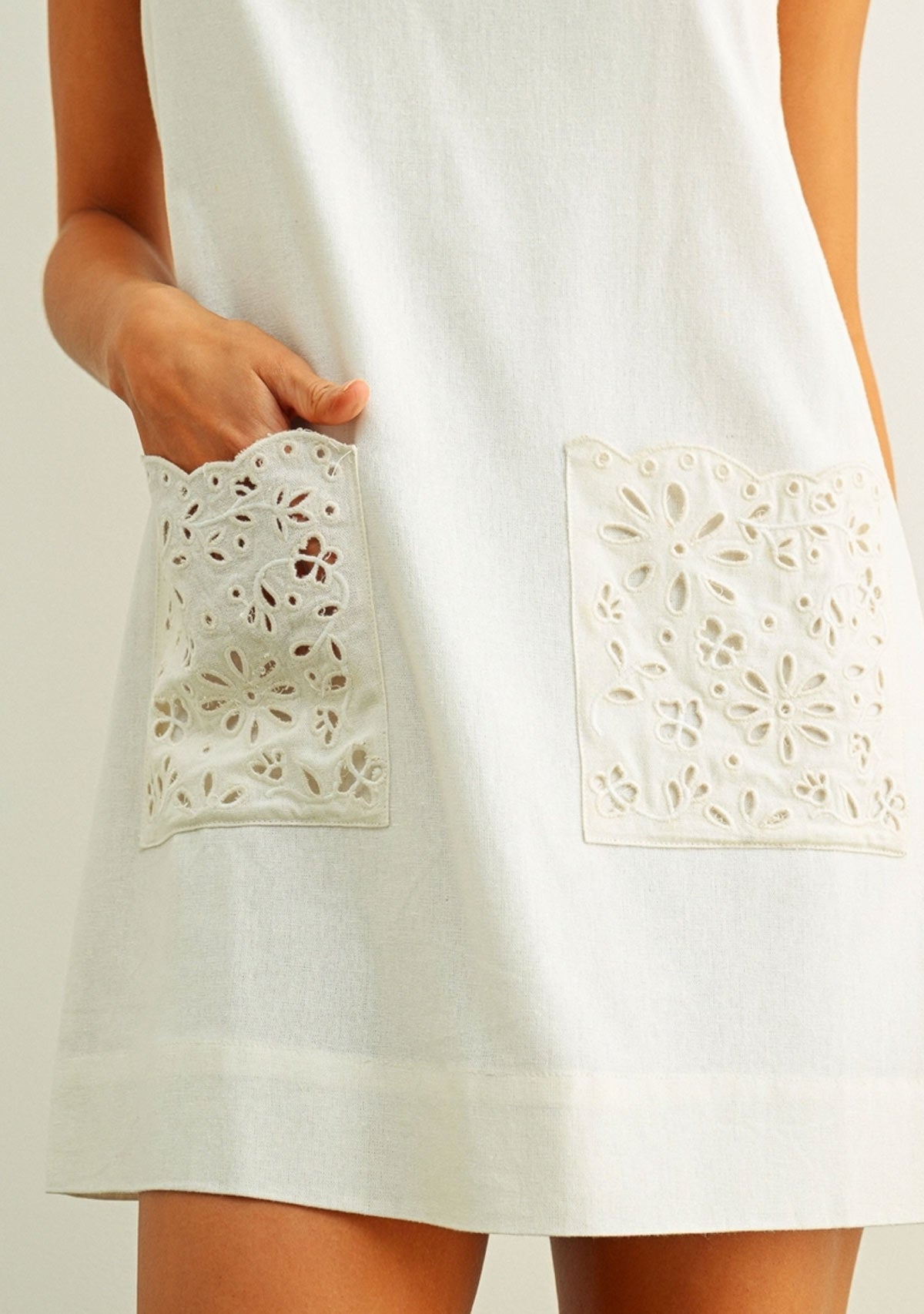 Square Neck S/l Linen Dress With Eyelet Pocket Off White