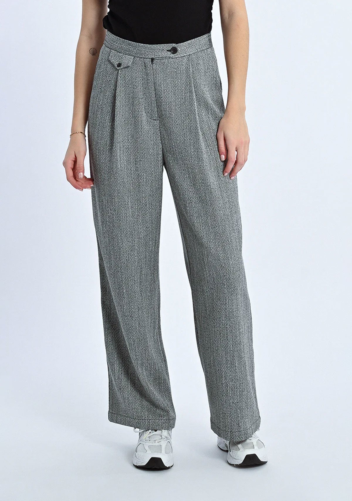 High-Waisted Wide-Leg Pleated Trousers Black Noir