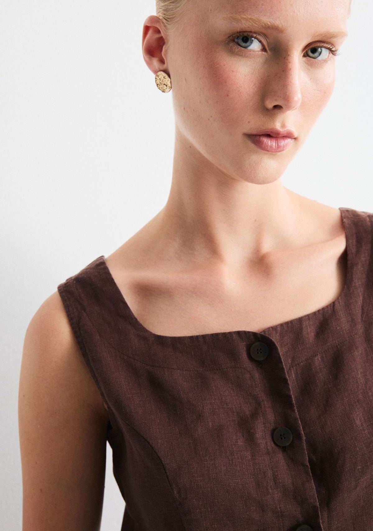 Cyra Top Brown