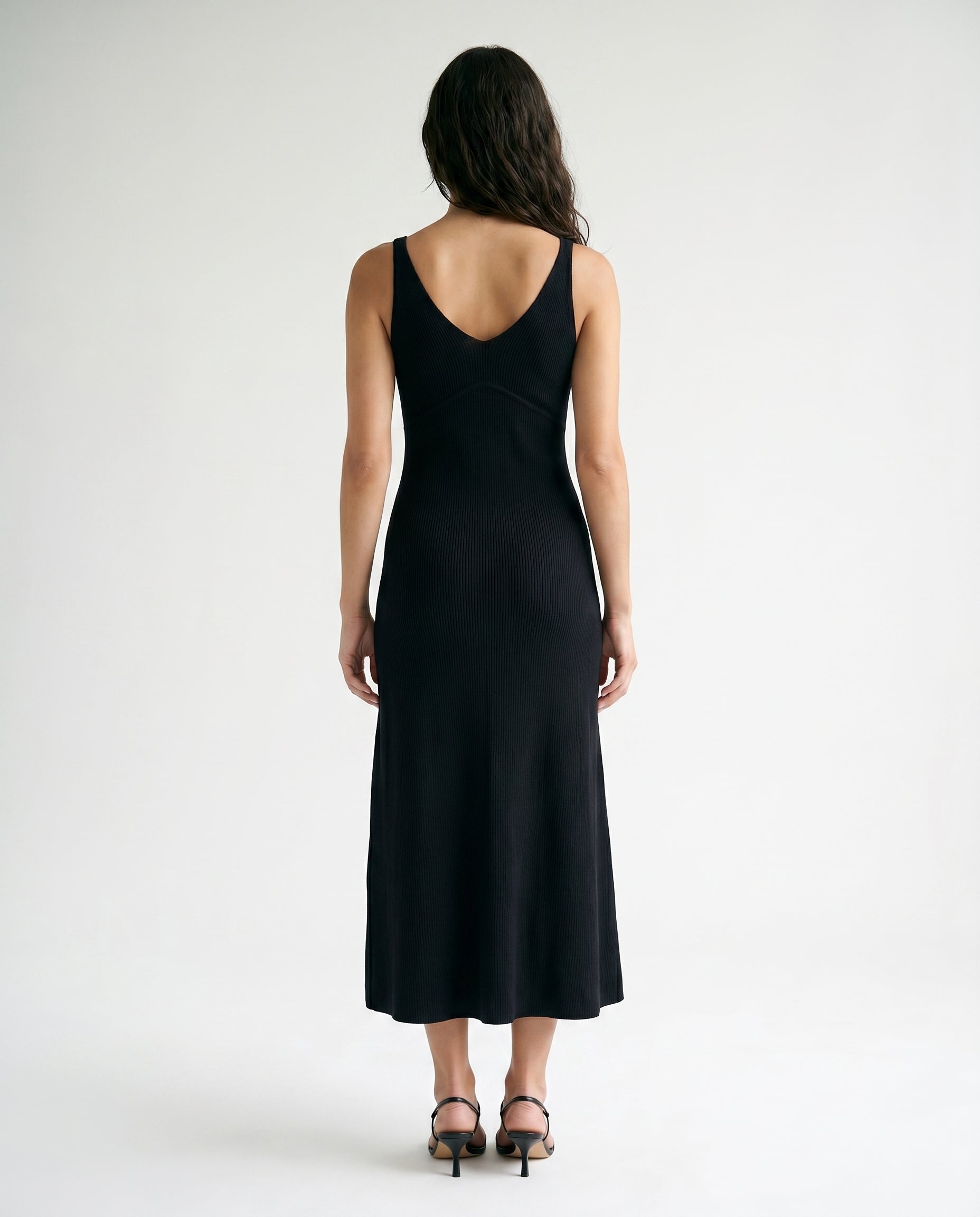 Robe nuisette midi à col en V