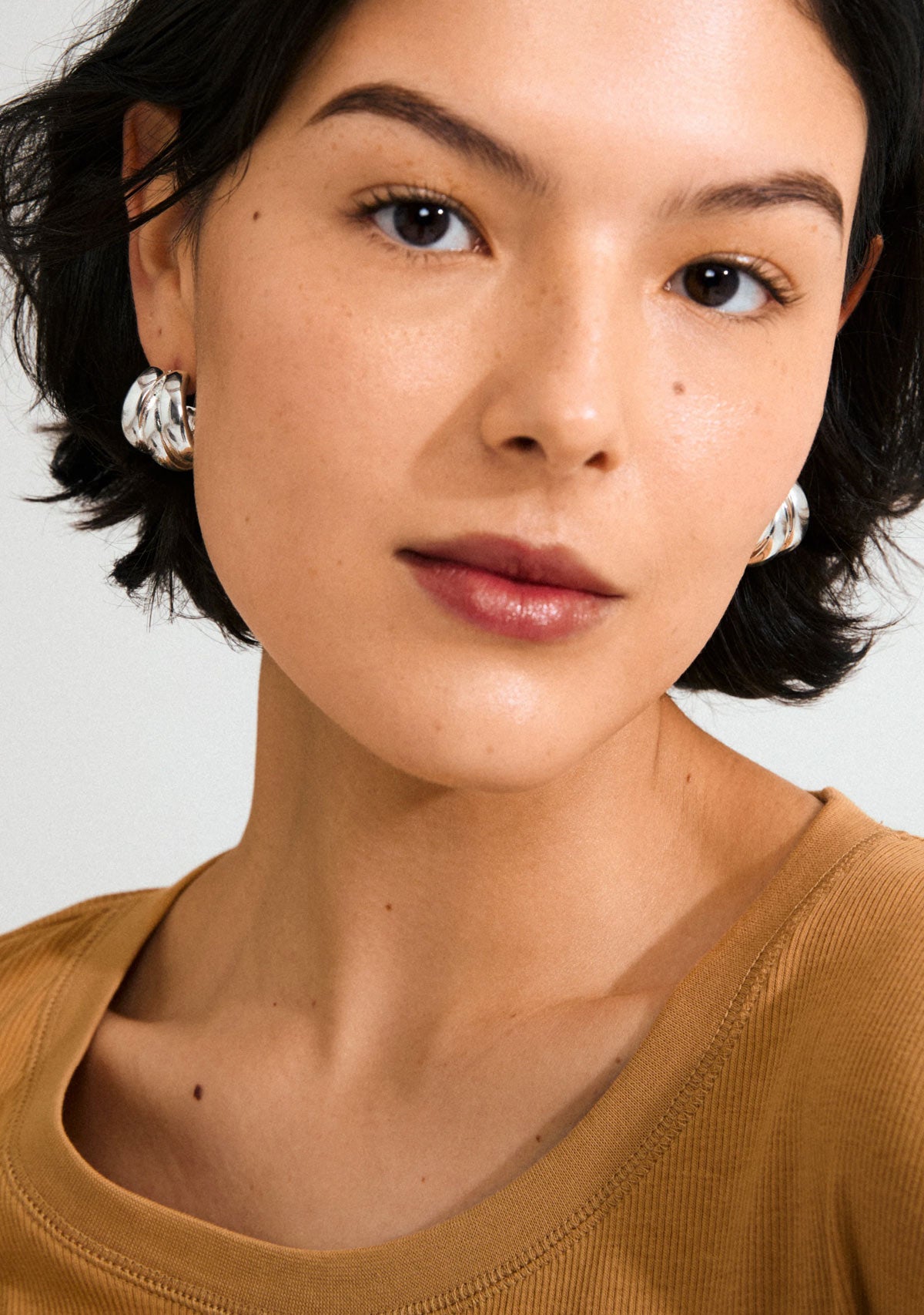 DAMIA earrings