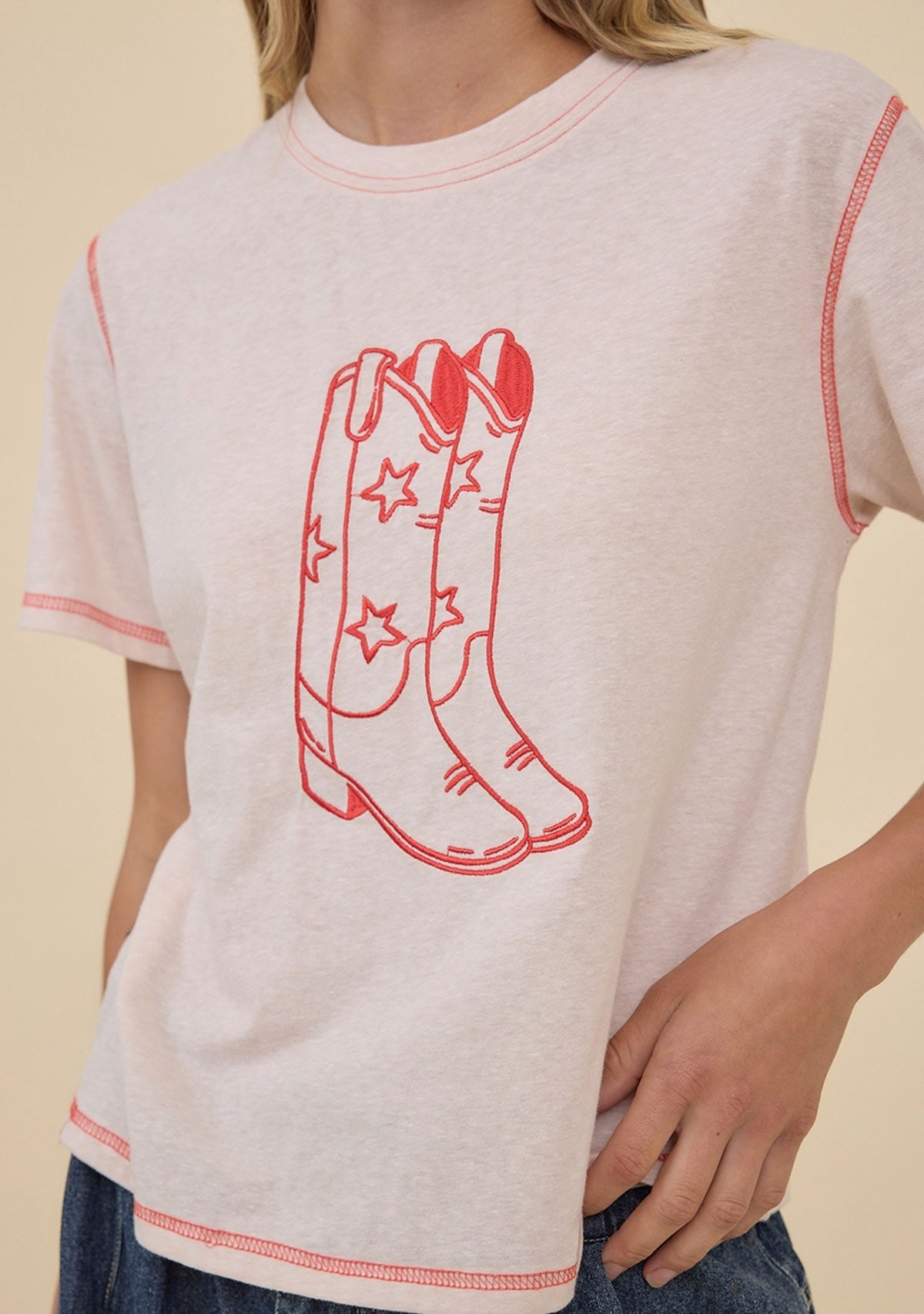 T-Shirt Boots Peach