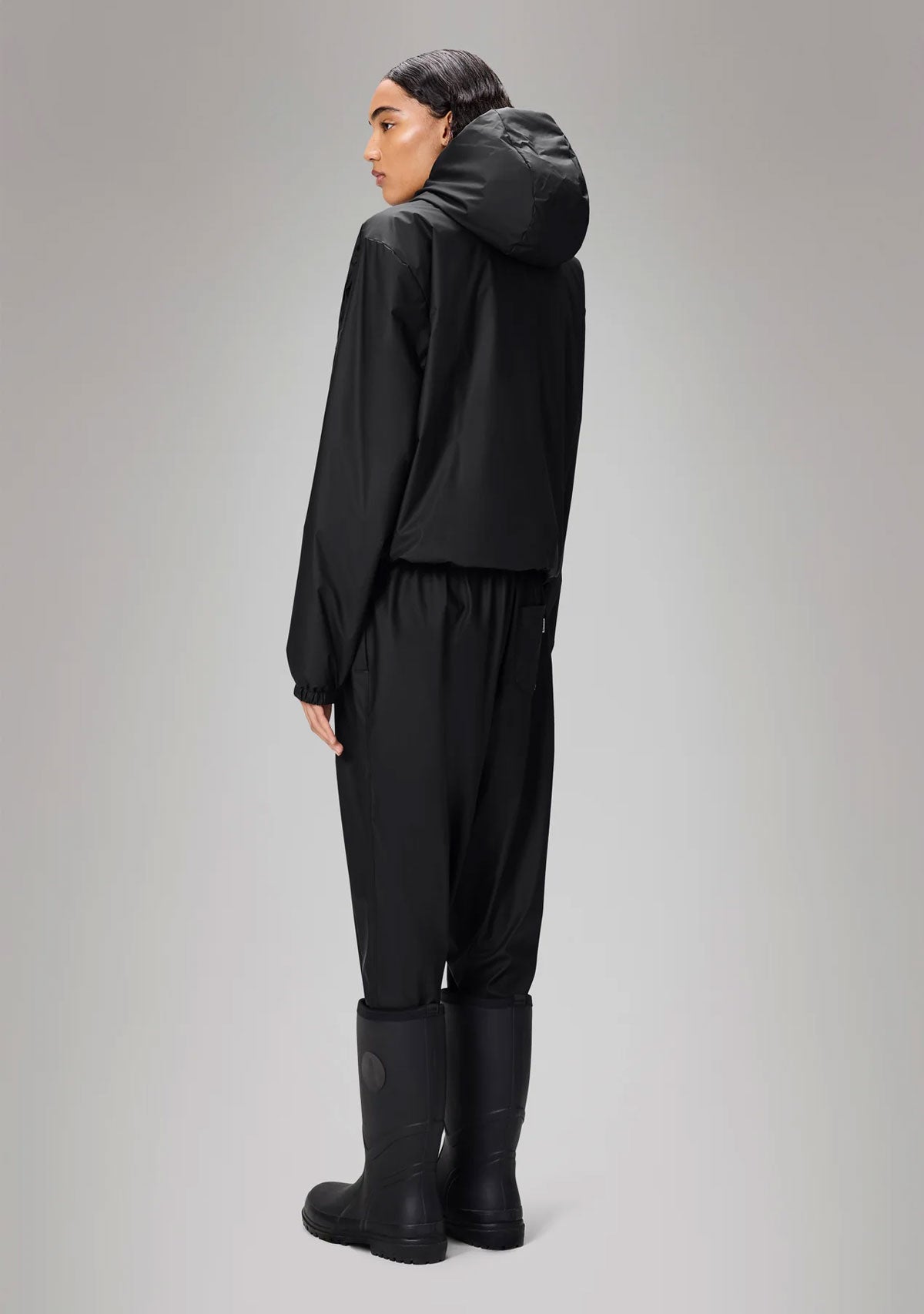 Lohj Short Insulated Jacket W3T1 Black