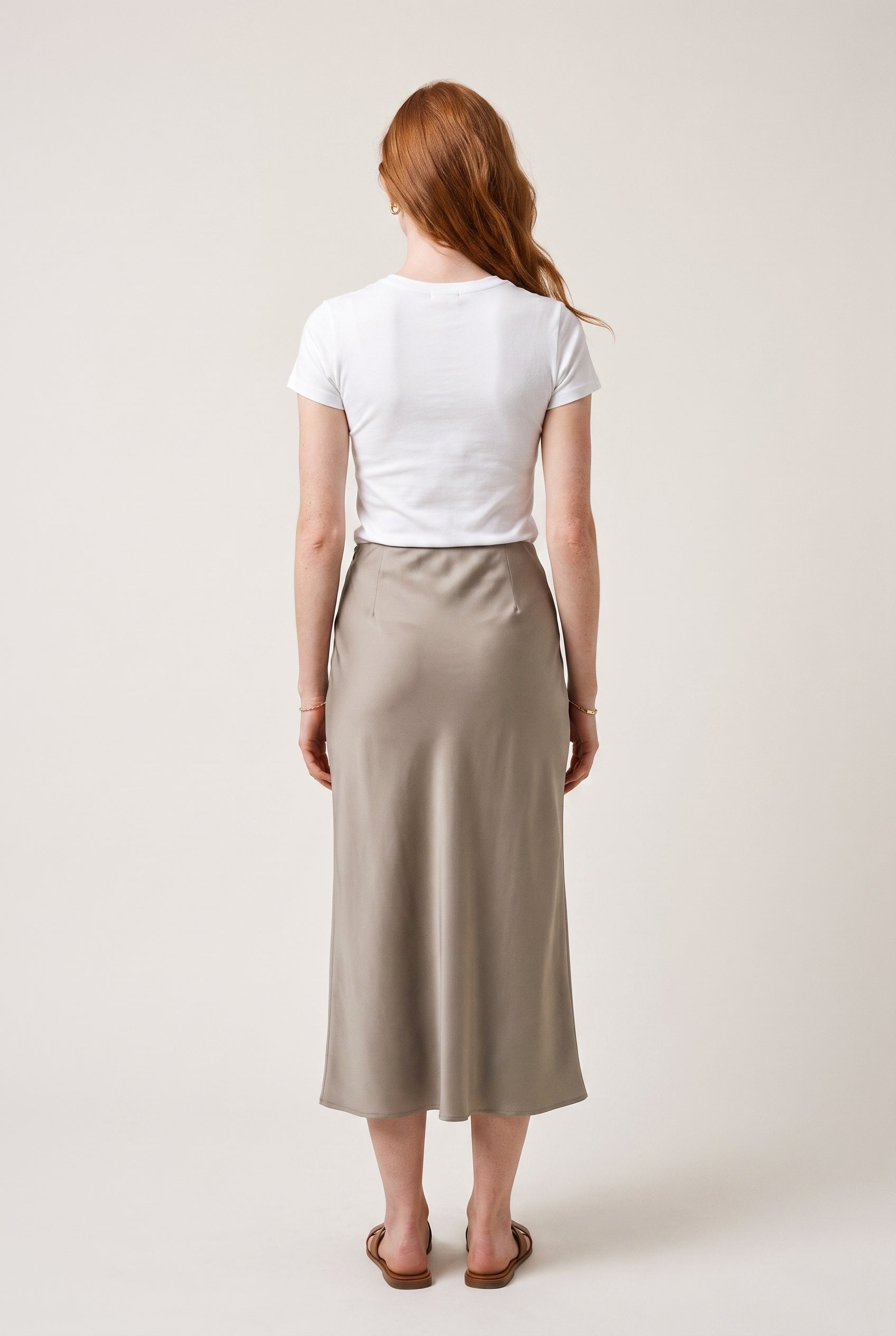 Jupe nuisette en satin Mari, couleur chêne laurier