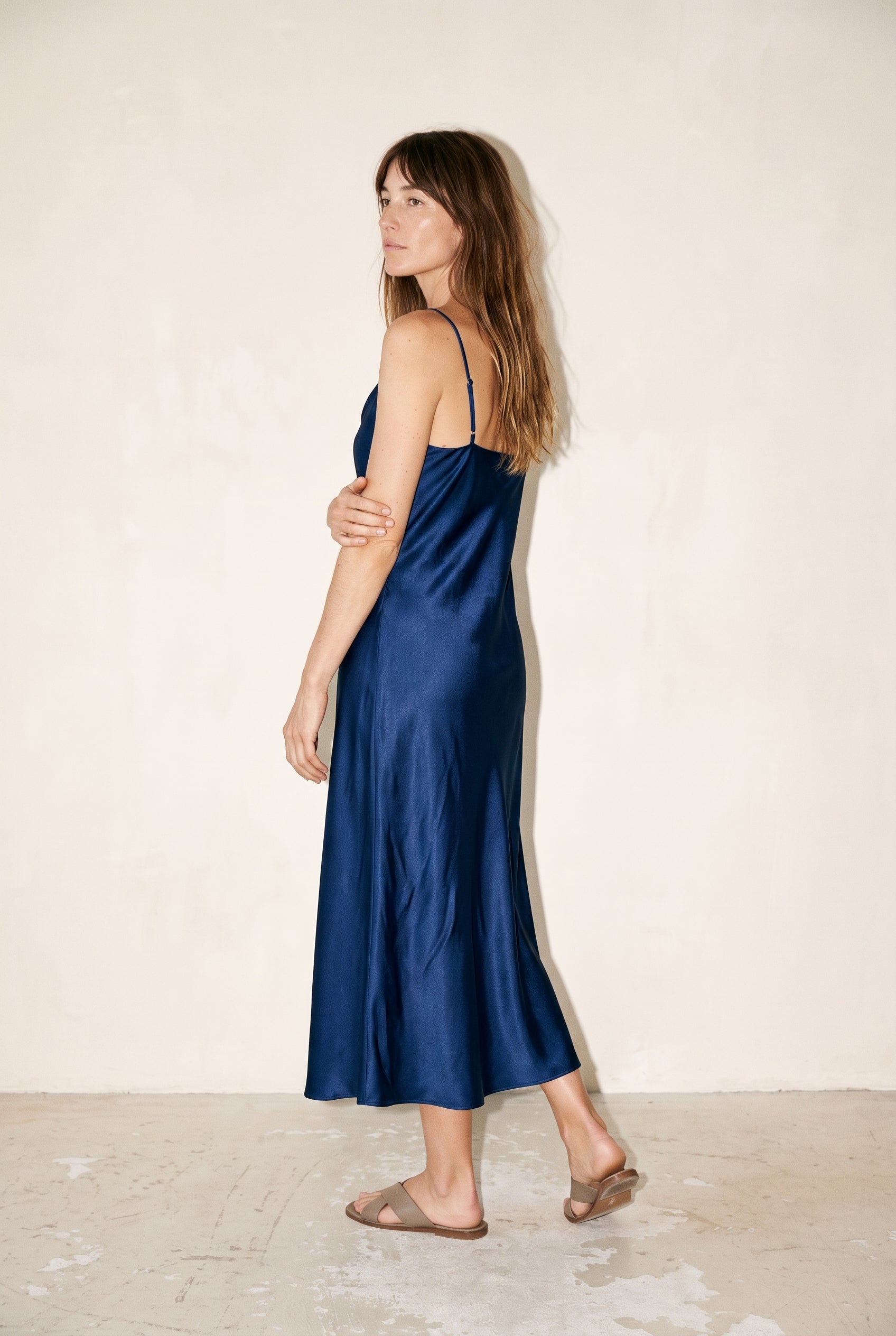 Robe nuisette en satin Mari Midnight 