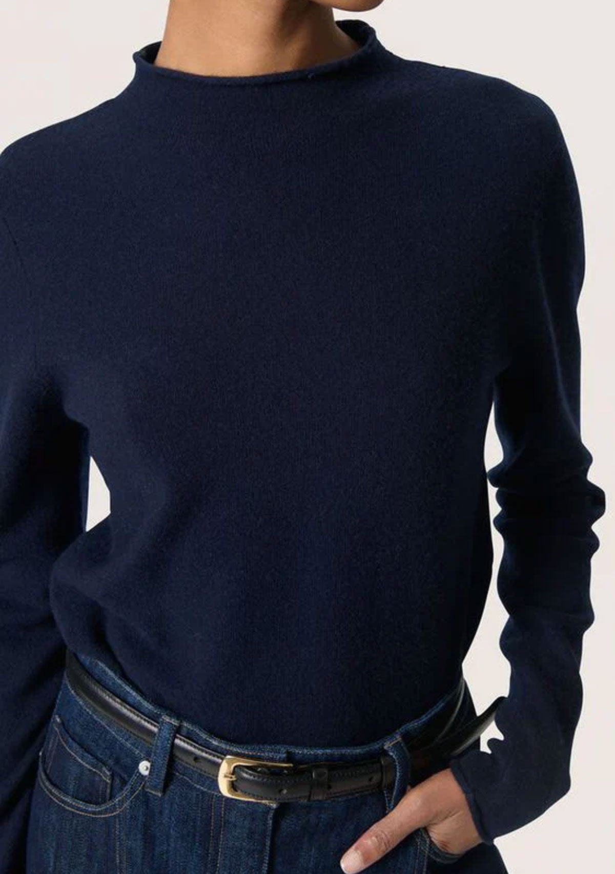 Molina Mockneck Night Sky