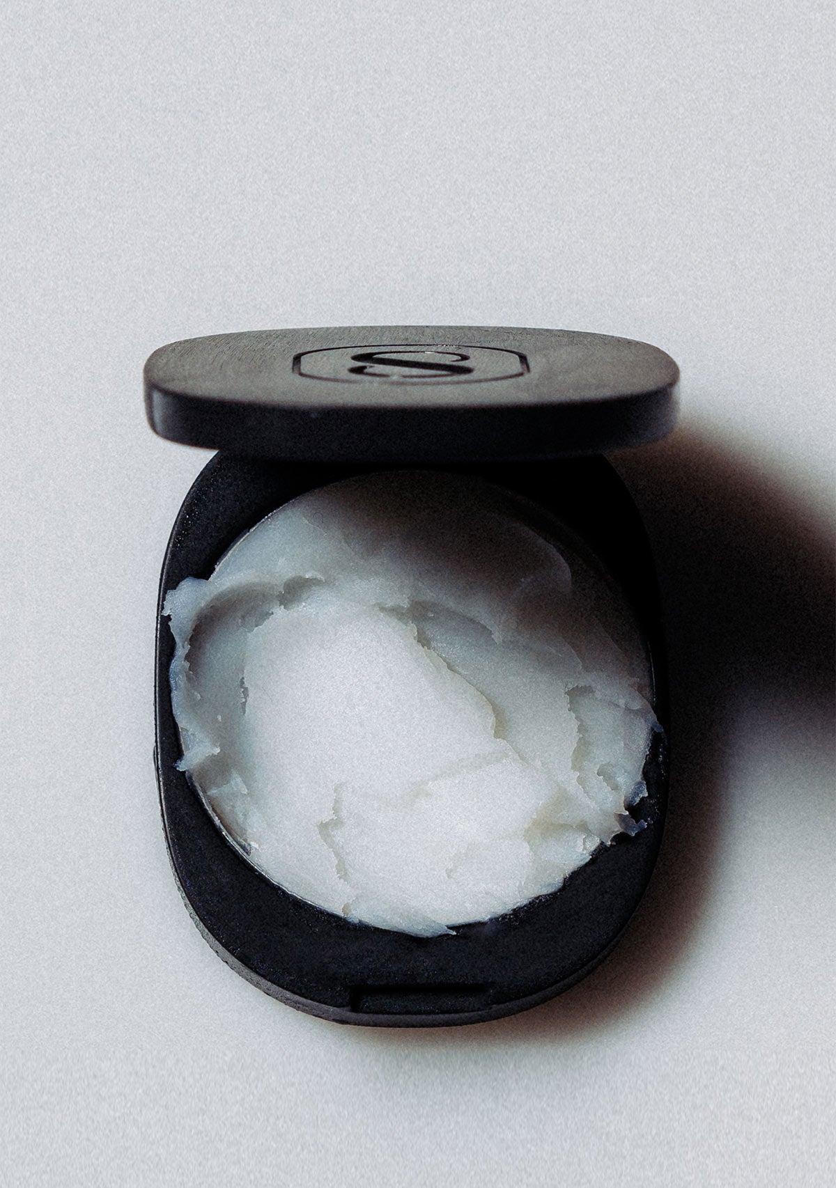 The Solid Perfume - Braless