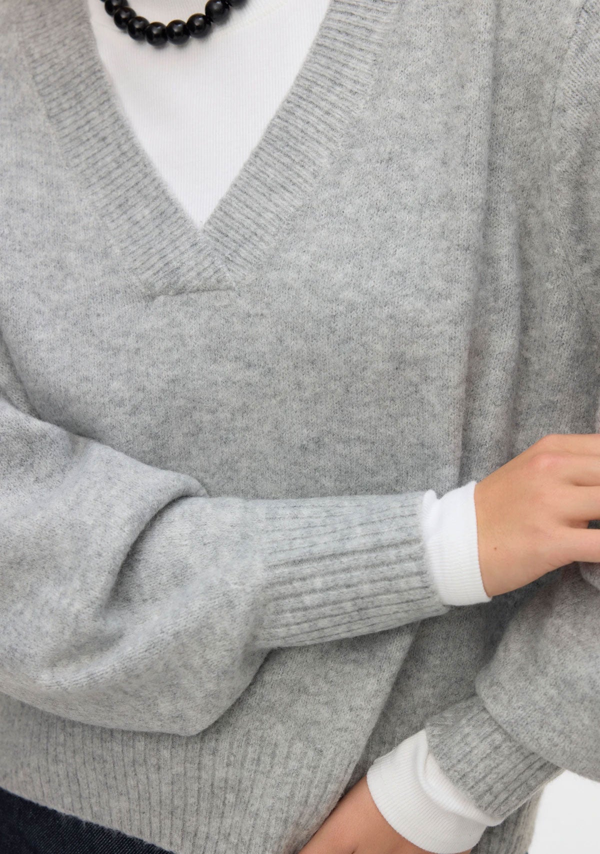 V Neck Pullover
