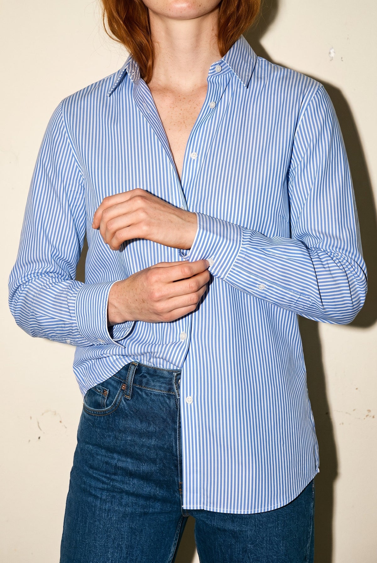 Chemise rayée bleue à boutons