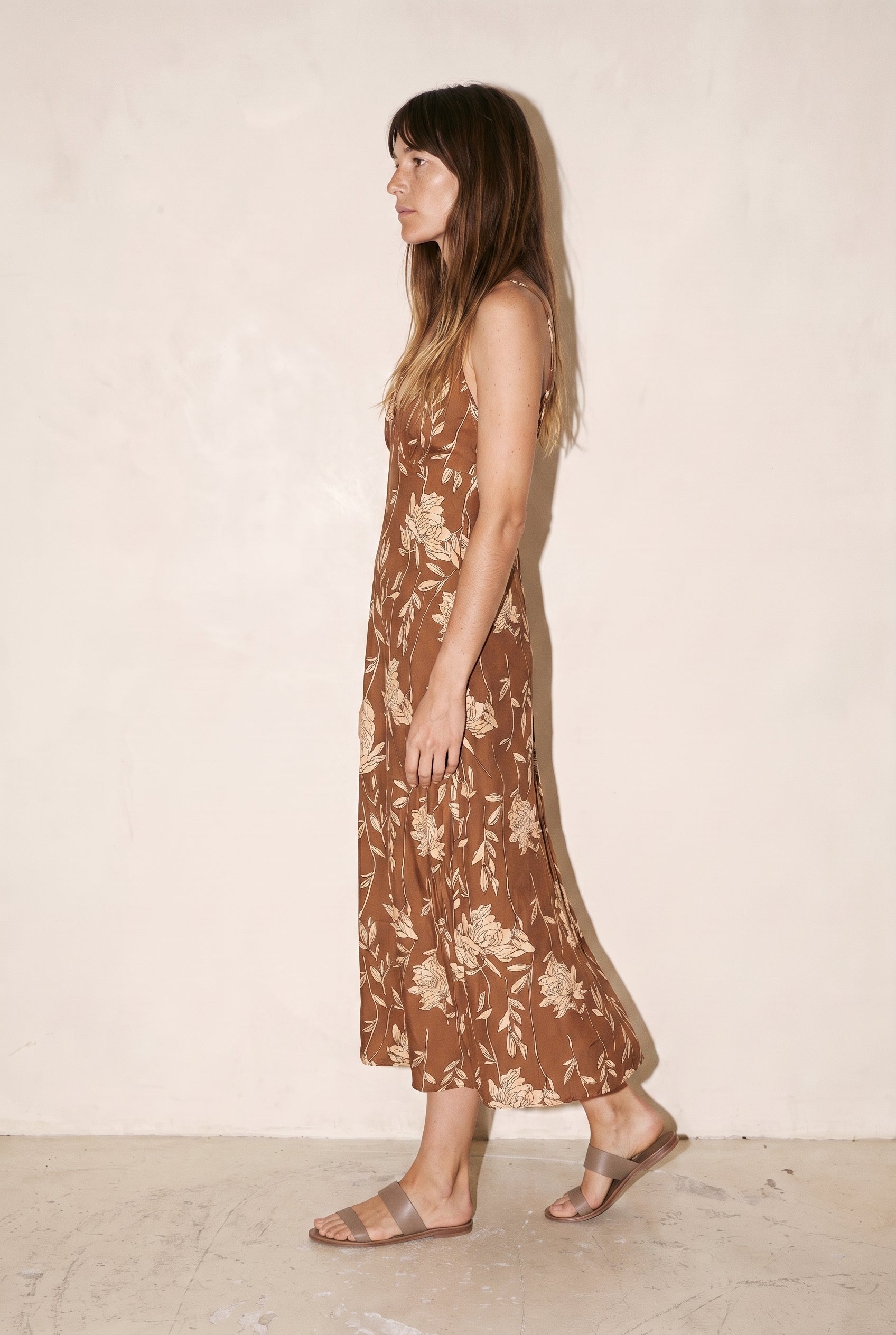 V Neck Back Strap Midi Dress Brown