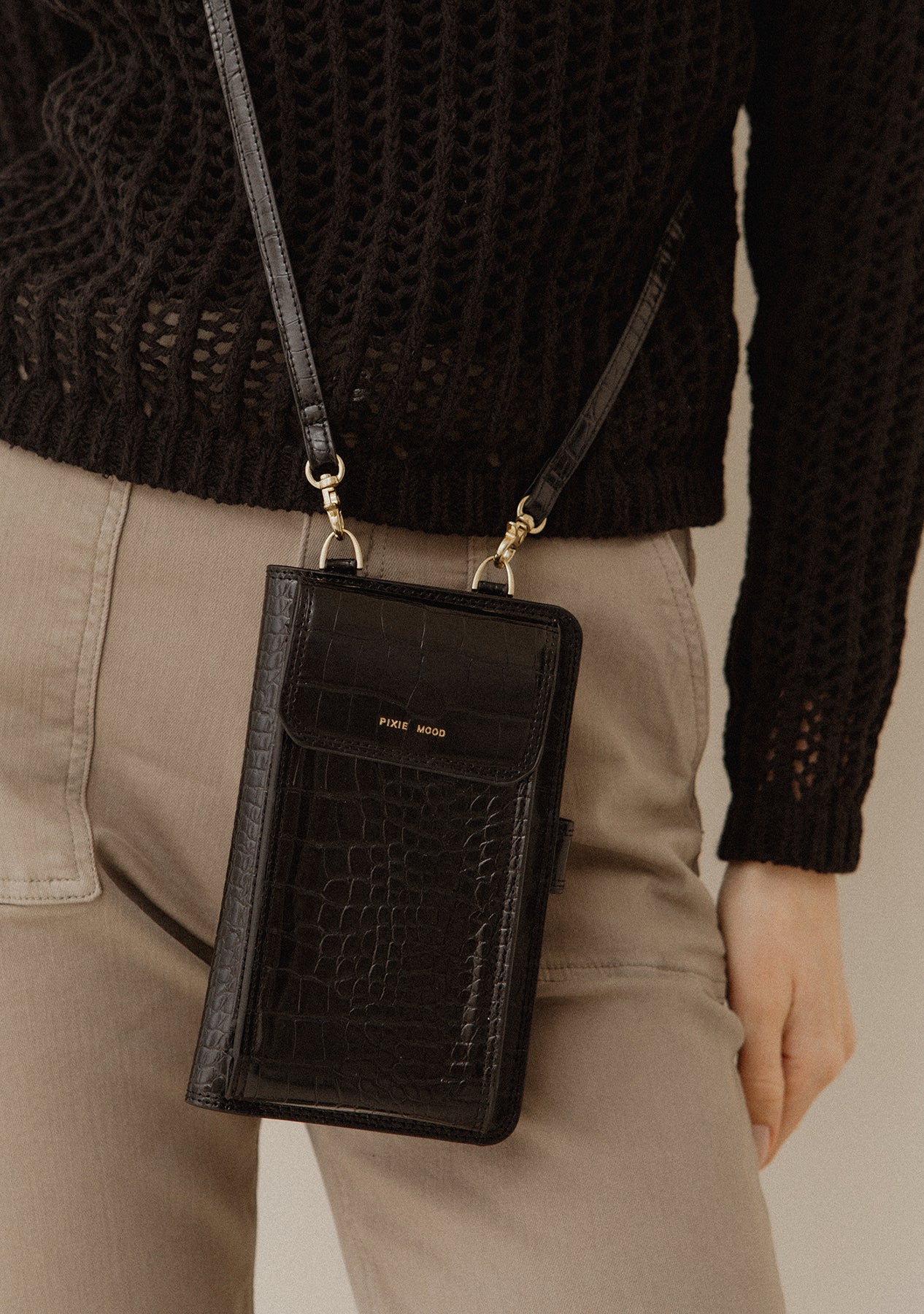 Rae Crossbody